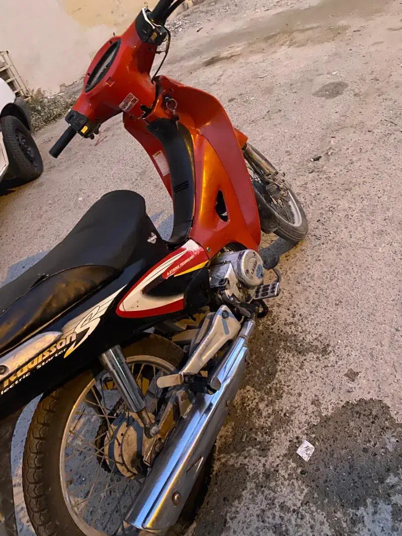 فروش موتور ۱۲۵ طرح ویو لیزر|موتورسیکلت|بندر دیر, |دیوار