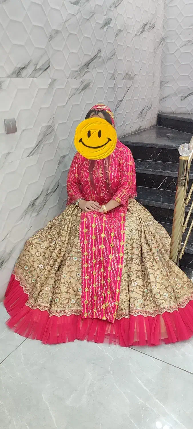 لباس محلی|لباس|کازرون, |دیوار