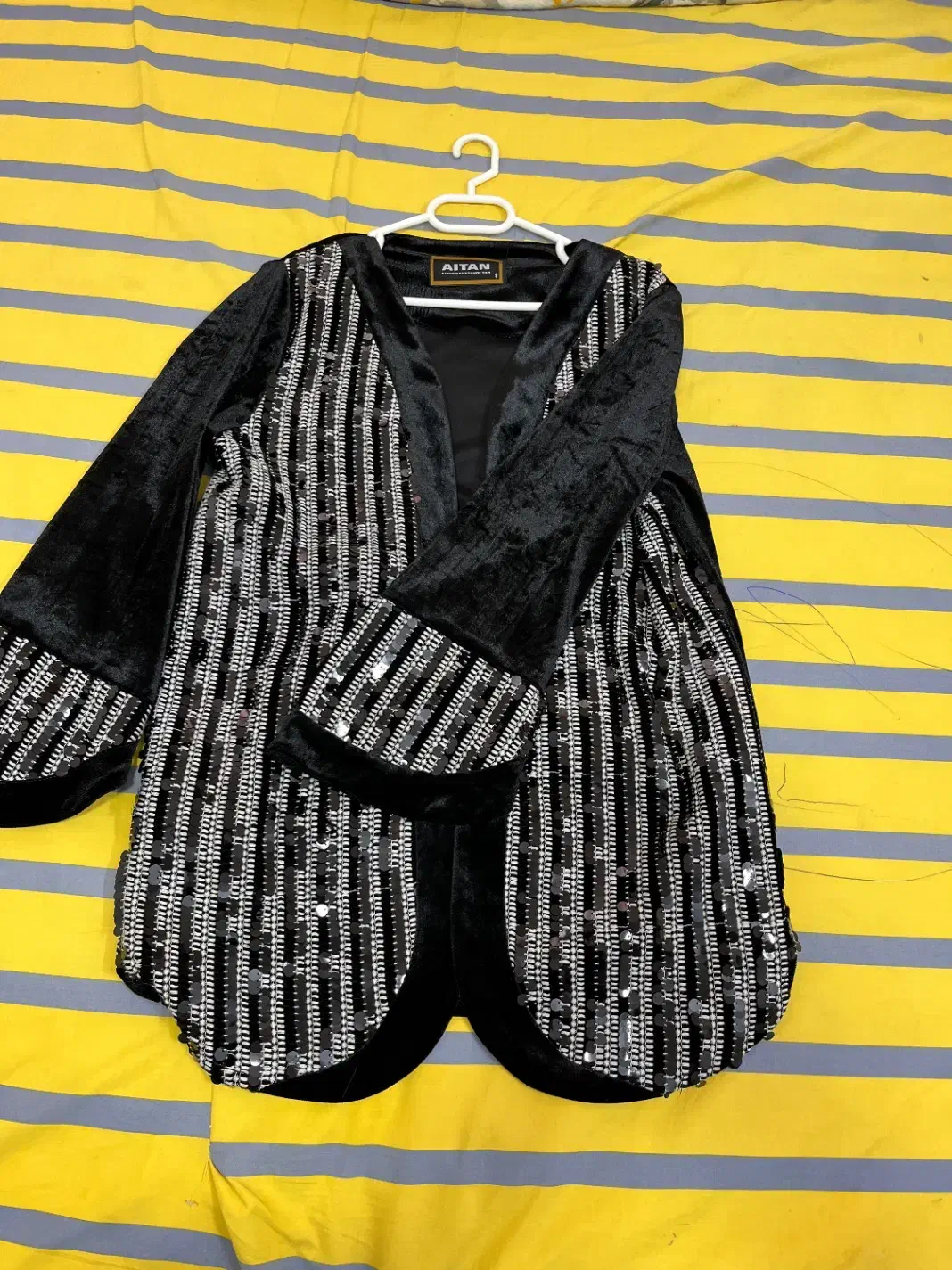 لباس نو|لباس|فولادشهر, مسکن مهر فولادشهر|دیوار