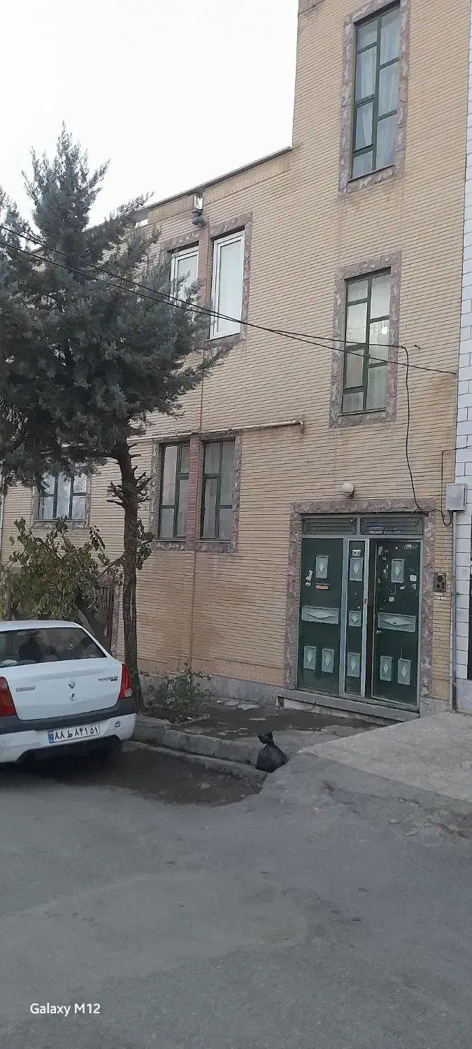 اجاره طبقه دوم خانه دو واحدی|اجارهٔ خانه و ویلا|سنندج, |دیوار