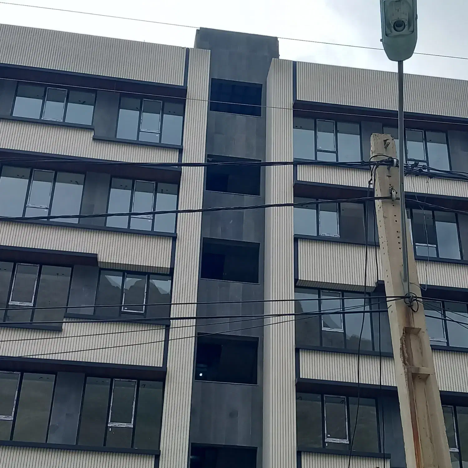 اجرای نماهای ترکیبی آجری وسنگ|خدمات پیشه و مهارت|گرگان, |دیوار