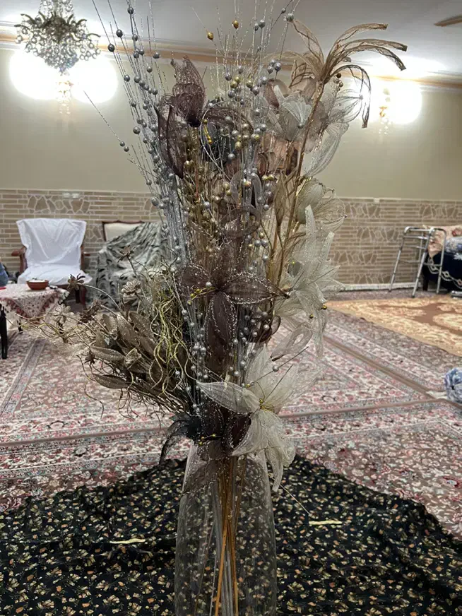 تعدادی گل|گل مصنوعی|کرج, گوهردشت|دیوار