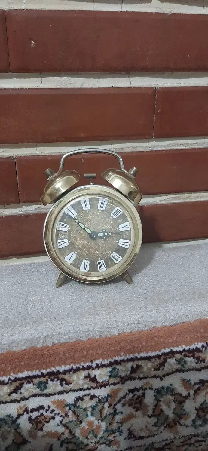 ساعت قدیمی|کلکسیون اشیاء عتیقه|قم, شهرک امام حسین|دیوار