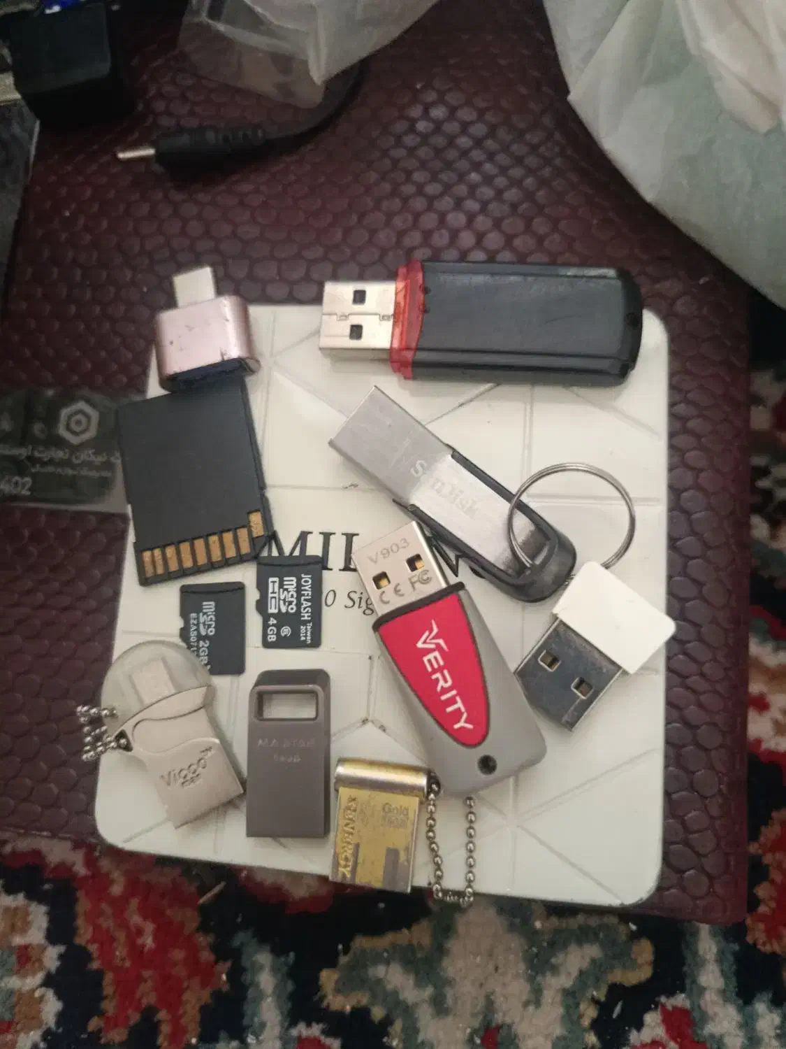 چند عدد فلش|لوازم جانبی موبایل و تبلت|کرمانشاه, |دیوار