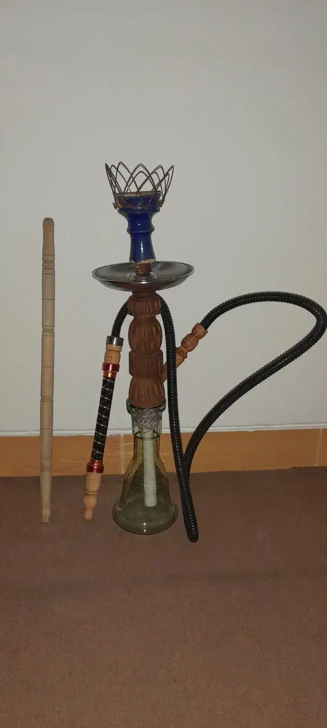 قلیون میوه ای|کلکسیون و سرگرمی|شیراز, چوگیاه‎|دیوار