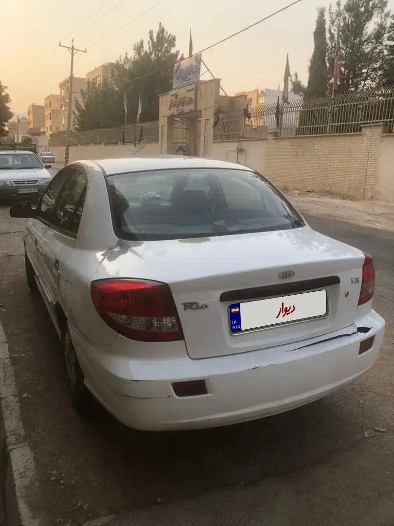 خودرو ریو ls سفید روغنی مدل 89|خودرو سواری و وانت|شیراز, شاه قلی بیگی|دیوار