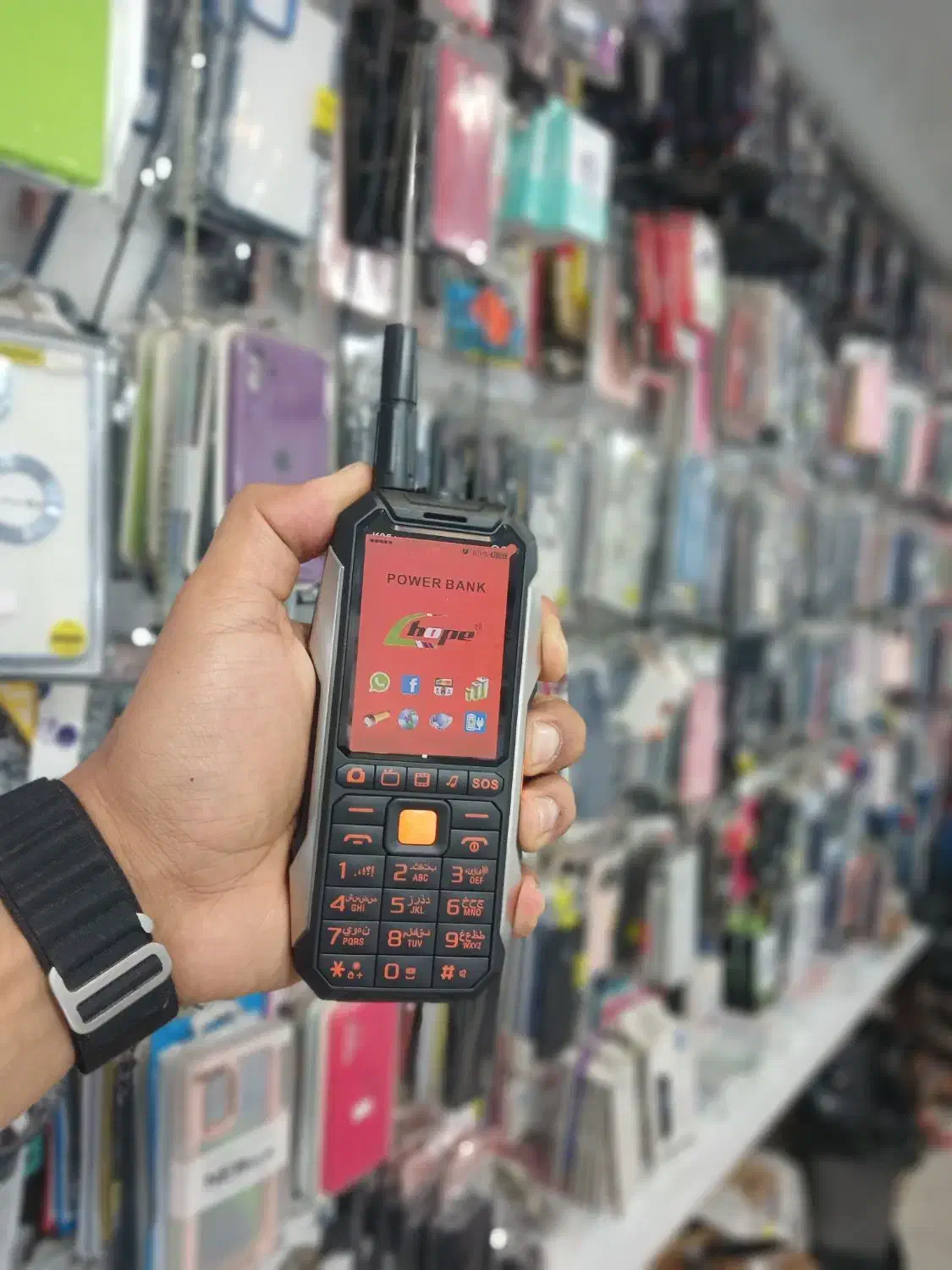 گوشی طرح لندرور چریکی|موبایل|ساری, |دیوار