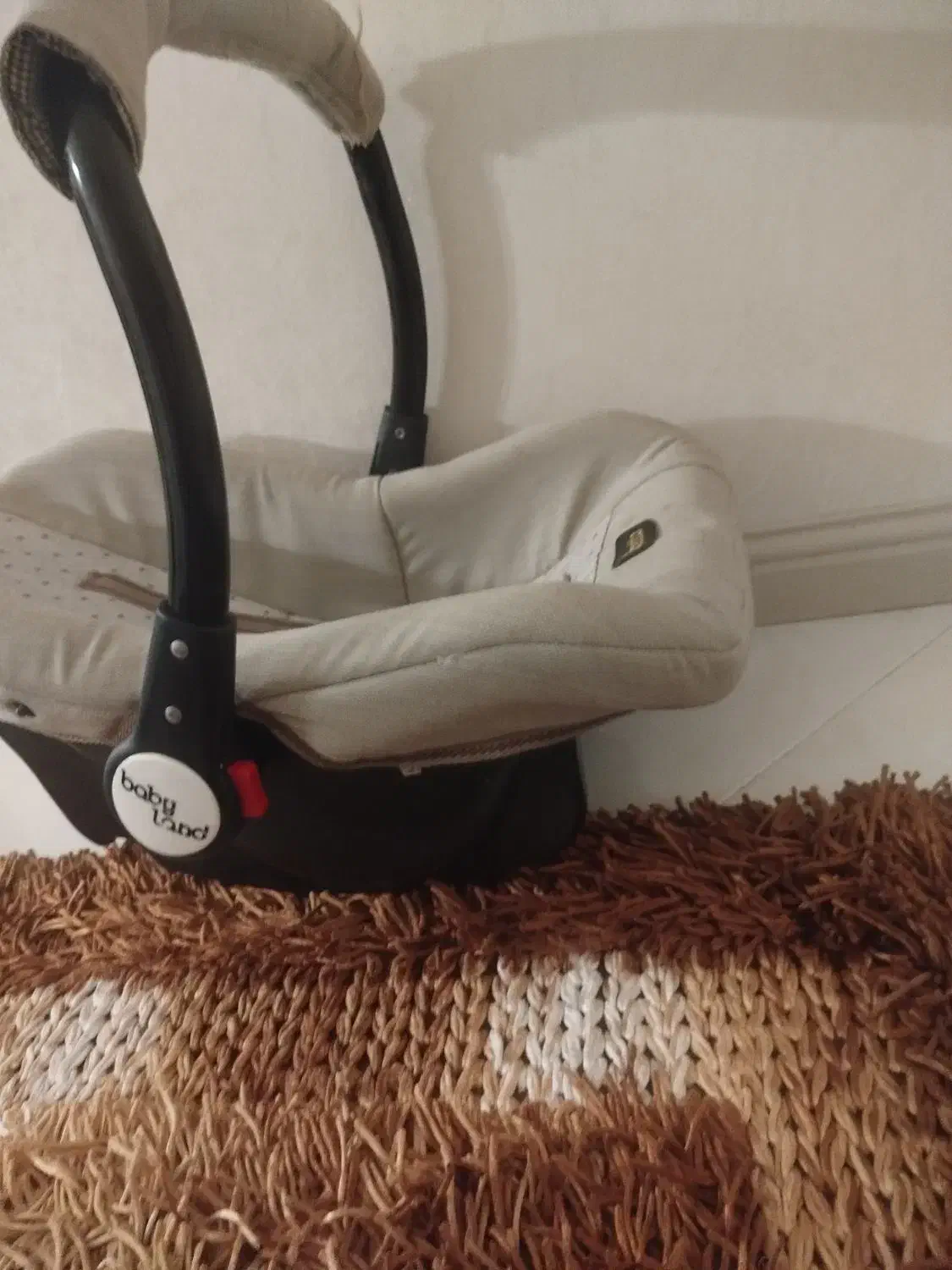 کهریر نوزاد درحدنوهمراه با کاور وتشک داخل کهریز|کالسکه و لوازم جانبی|نیشابور, شهرک فرهنگیان|دیوار