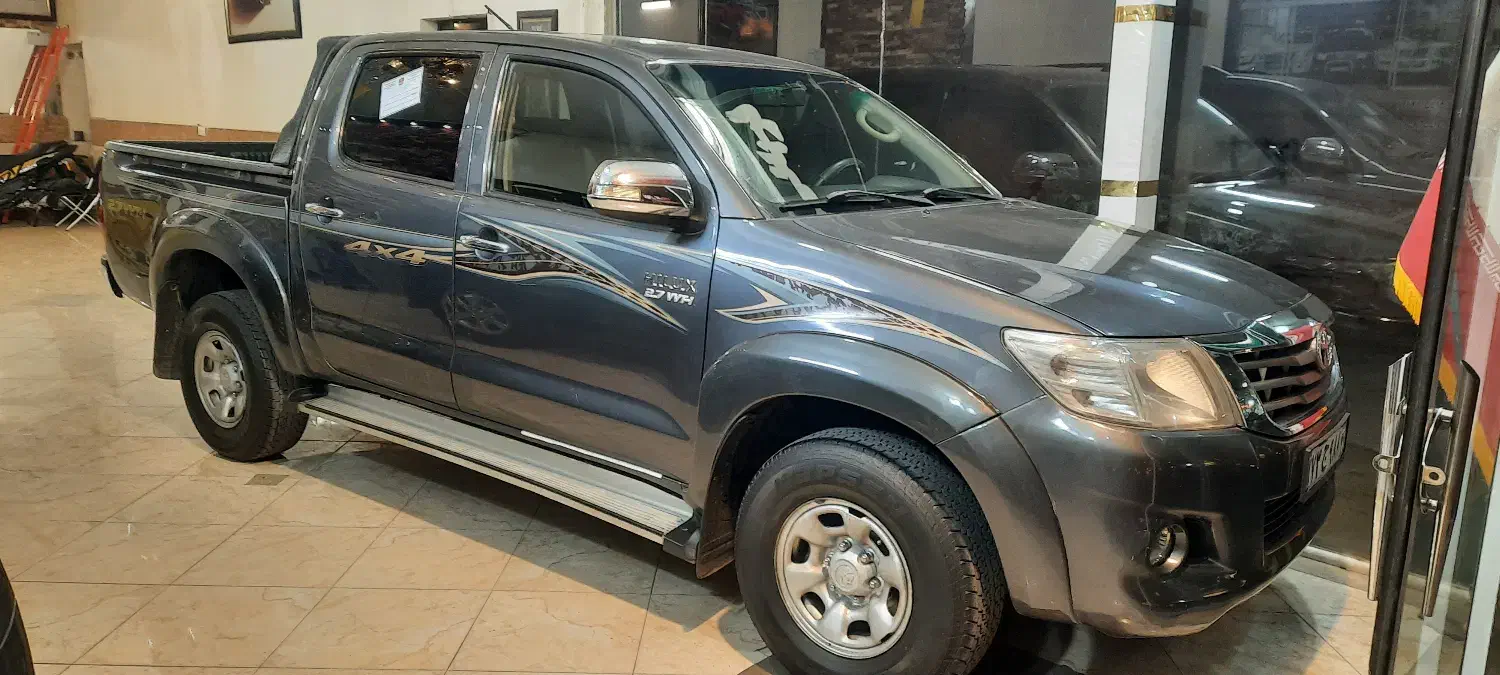 تویوتا هایلوکس بلند مدل 2012|خودرو سواری و وانت|مشهد, هفت تیر (آب و برق)|دیوار