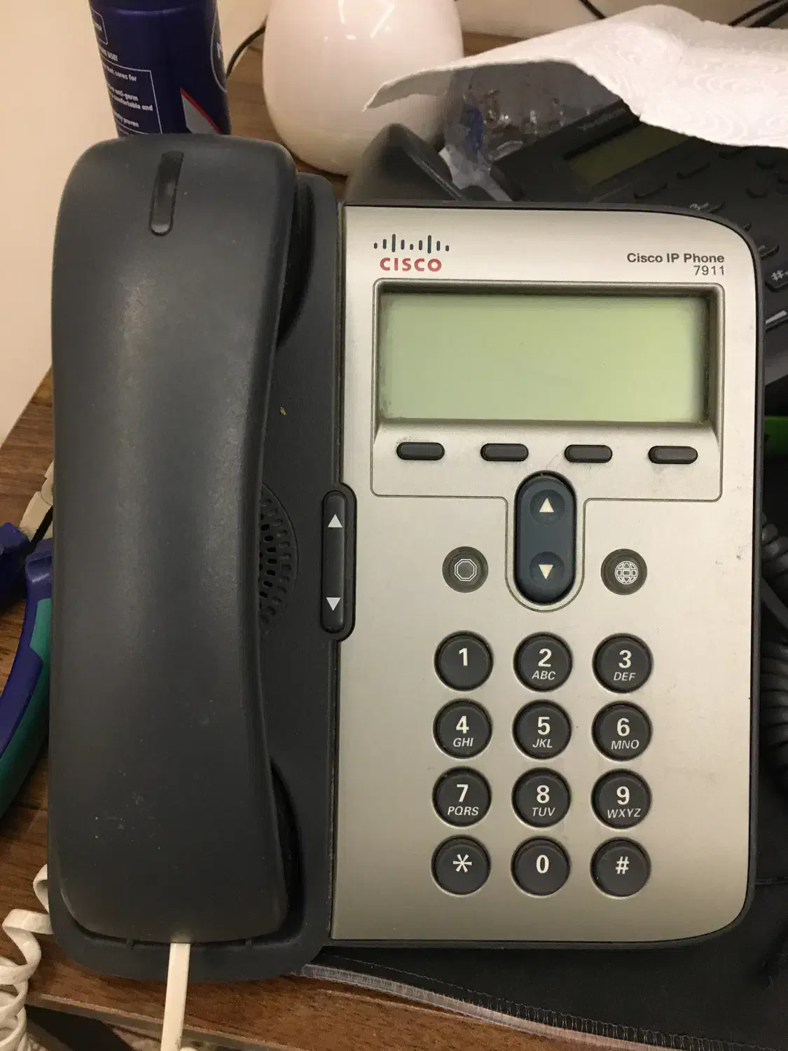 تعدادی تلفن voip|مودم و تجهیزات شبکه|شیراز, پارک آزادی|دیوار