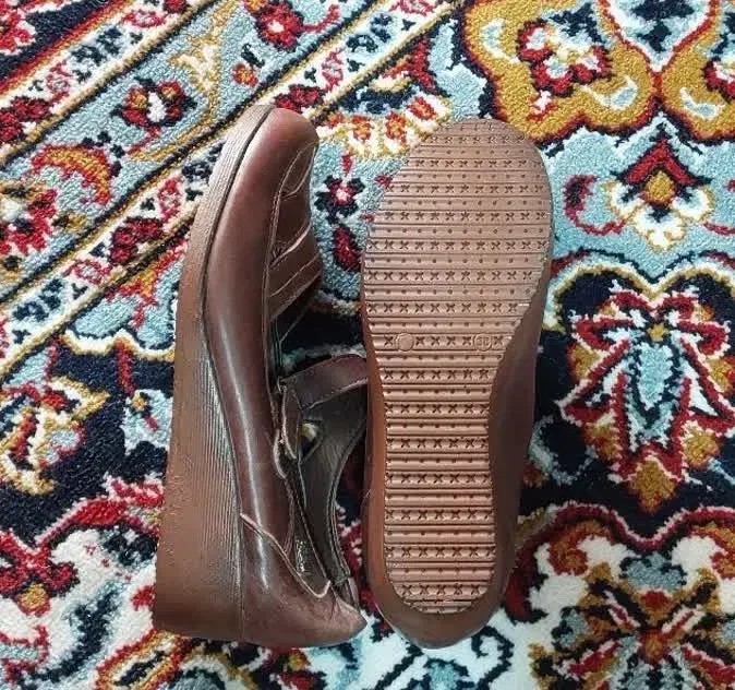 کفش چرم اصل تبریز|کیف، کفش، کمربند|نجفآباد, مولوی شمالی|دیوار