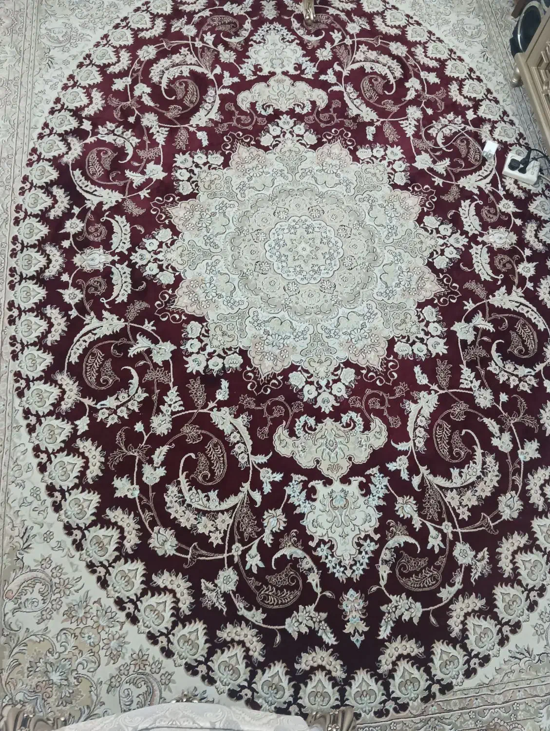 فرش کرم زرشکی ۷۰۰ شانه|فرش|تهران, صاحب الزمان|دیوار