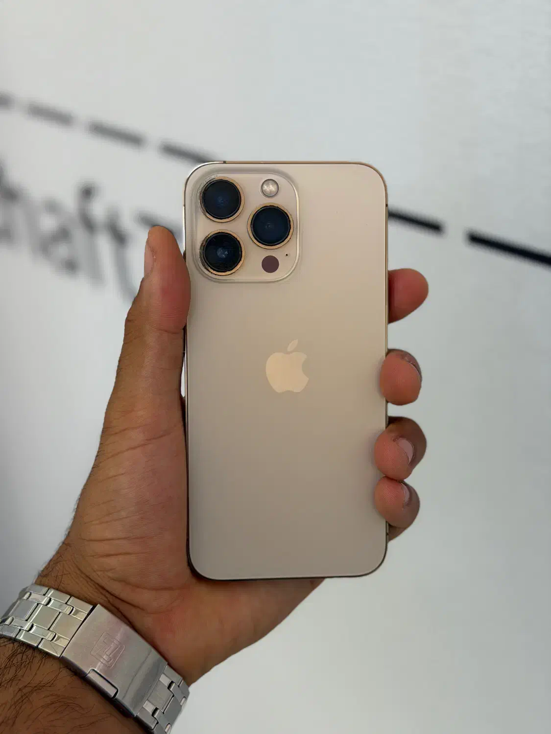 ایفون ۱۳ پرو ۱۲۸ گیگ  دو سیم رنگ گلد|موبایل|بندر گناوه, |دیوار