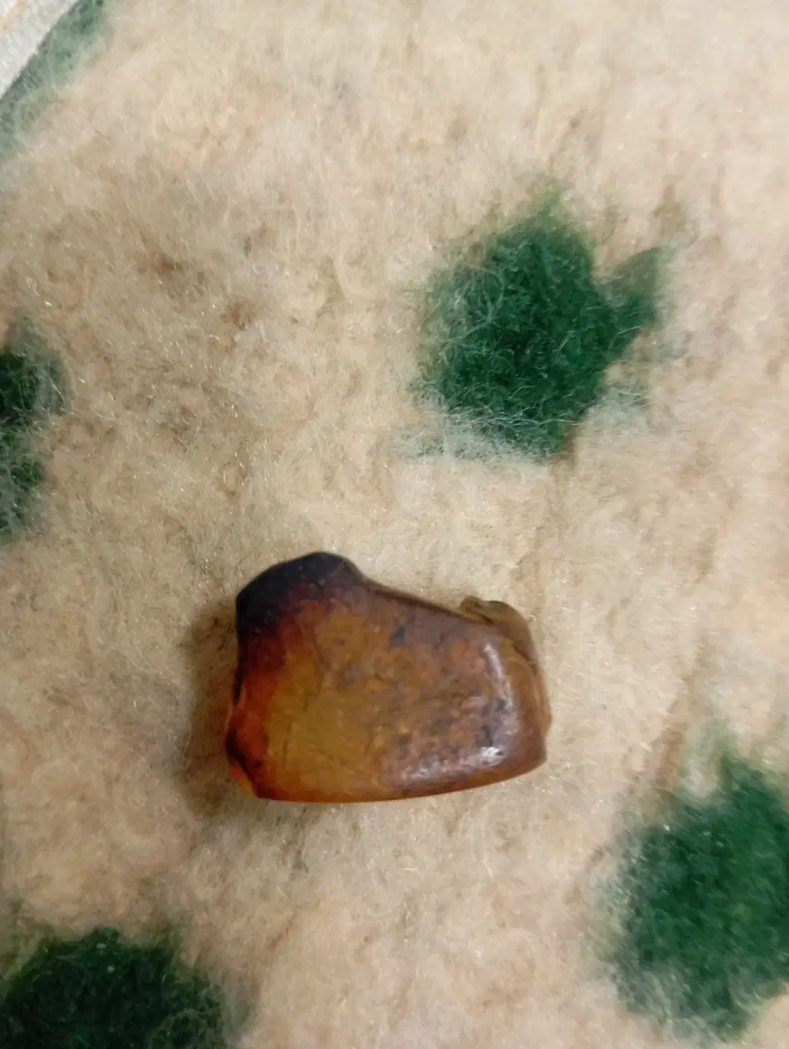 کهربا|کلکسیون اشیاء عتیقه|ششطراز, |دیوار