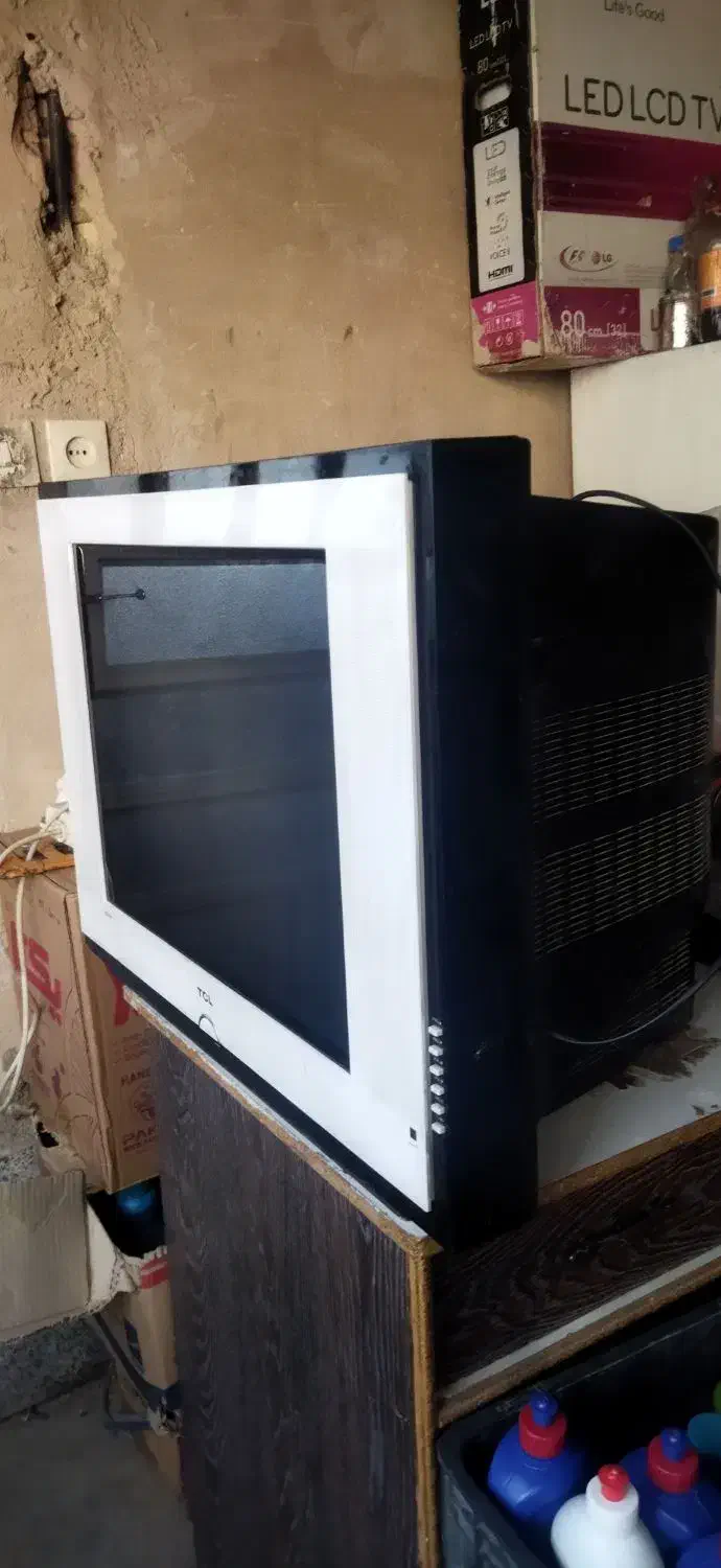 تلویزیون 26اینچ|تلویزیون و پروژکتور|مرودشت, سهلآباد|دیوار