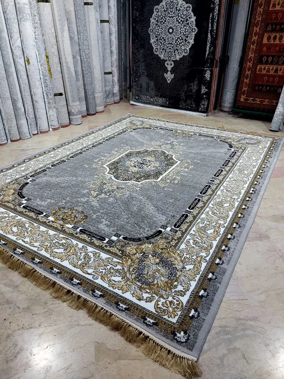 ورساچه کد2122|فرش|کرج, پیشاهنگی|دیوار