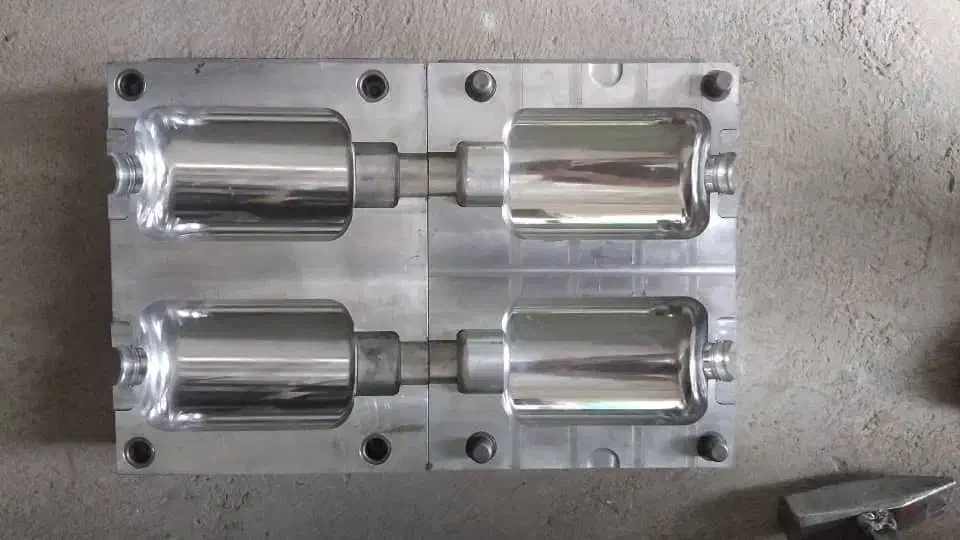 ساخت انواع قالب های پت و پلی اتیلن|خدمات پیشه و مهارت|پردیس, کمرد|دیوار