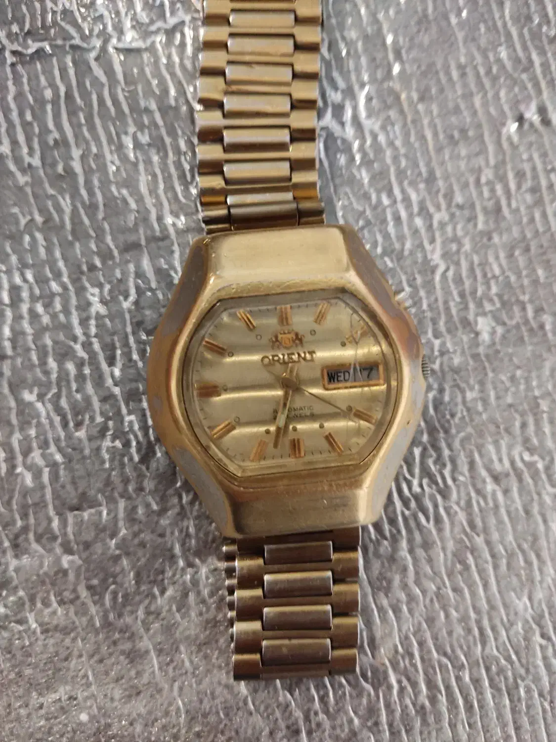 ساعت مچی اورینت قدیمی|ساعت|سنندج, |دیوار