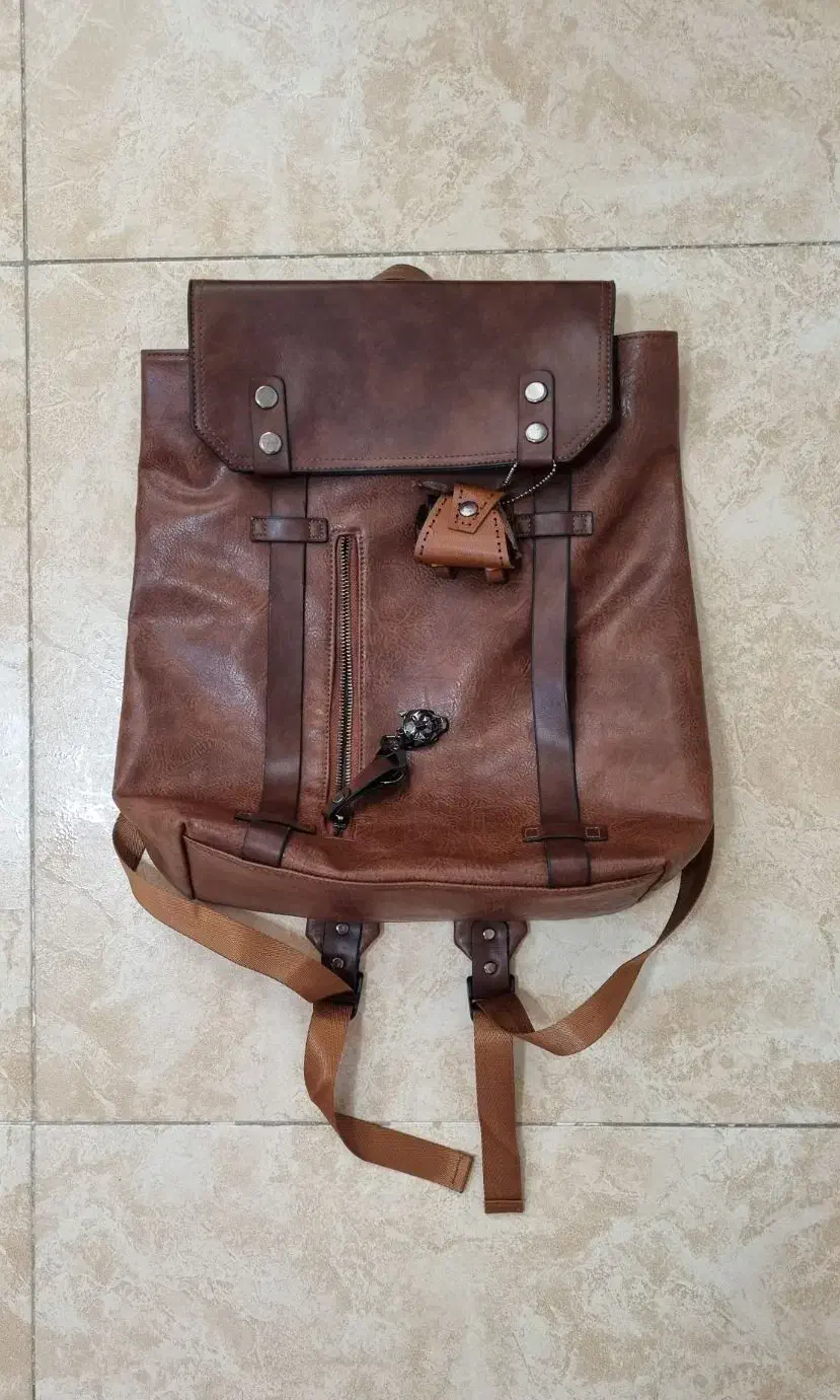 کوله پشتی چرم اصل|کیف، کفش، کمربند|کرمانشاه, |دیوار