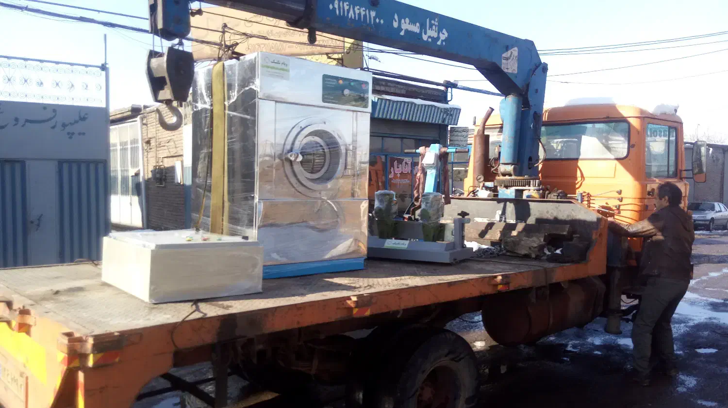 سه فرچه قالیشویی آبگیر ترکیبی لوله ای فرش پتوشور|ماشین‌آلات صنعتی|شهرکرد, |دیوار