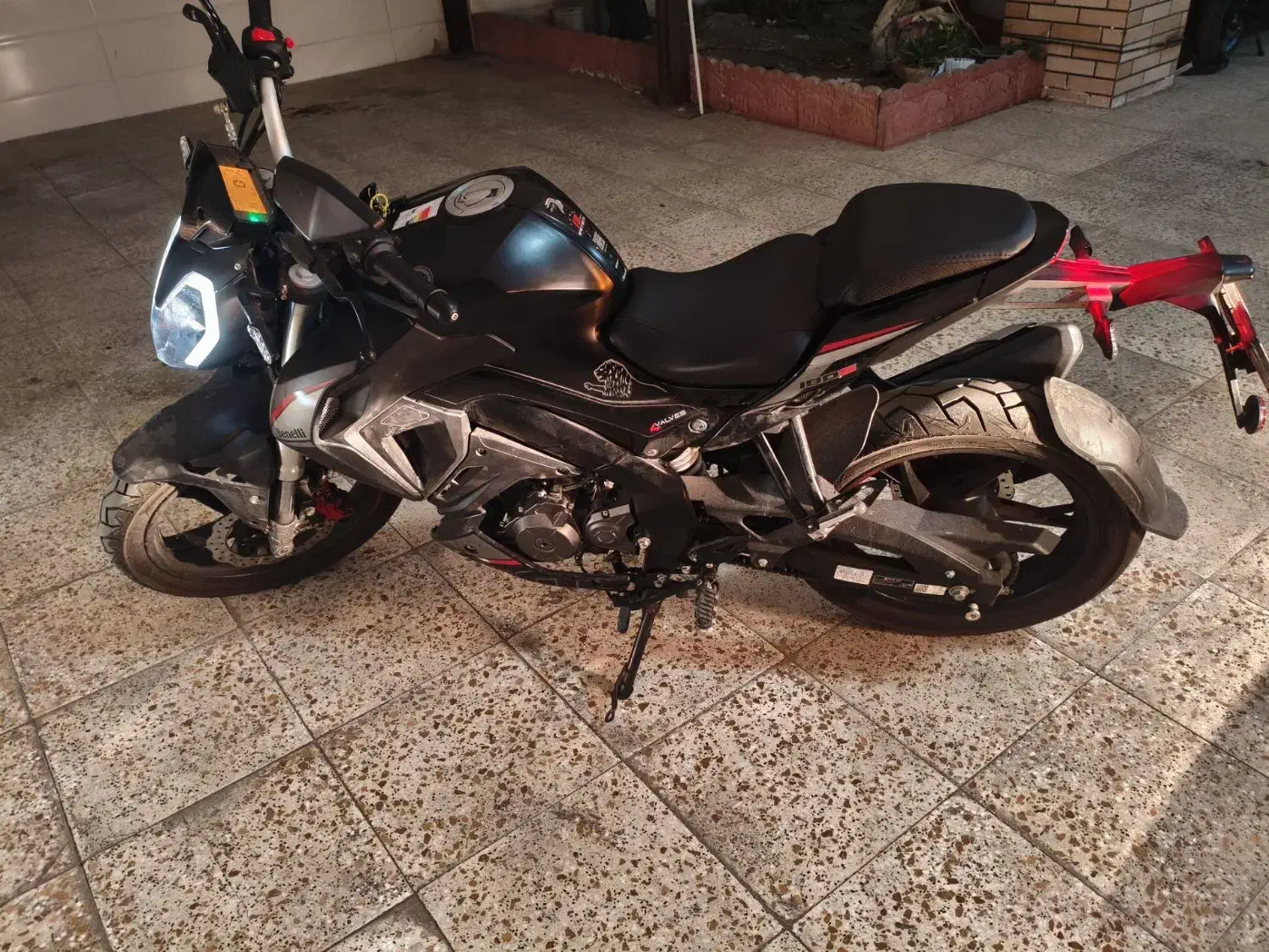 بنلی ۱۸۰s صفر|موتورسیکلت|گلستان (تهران), |دیوار