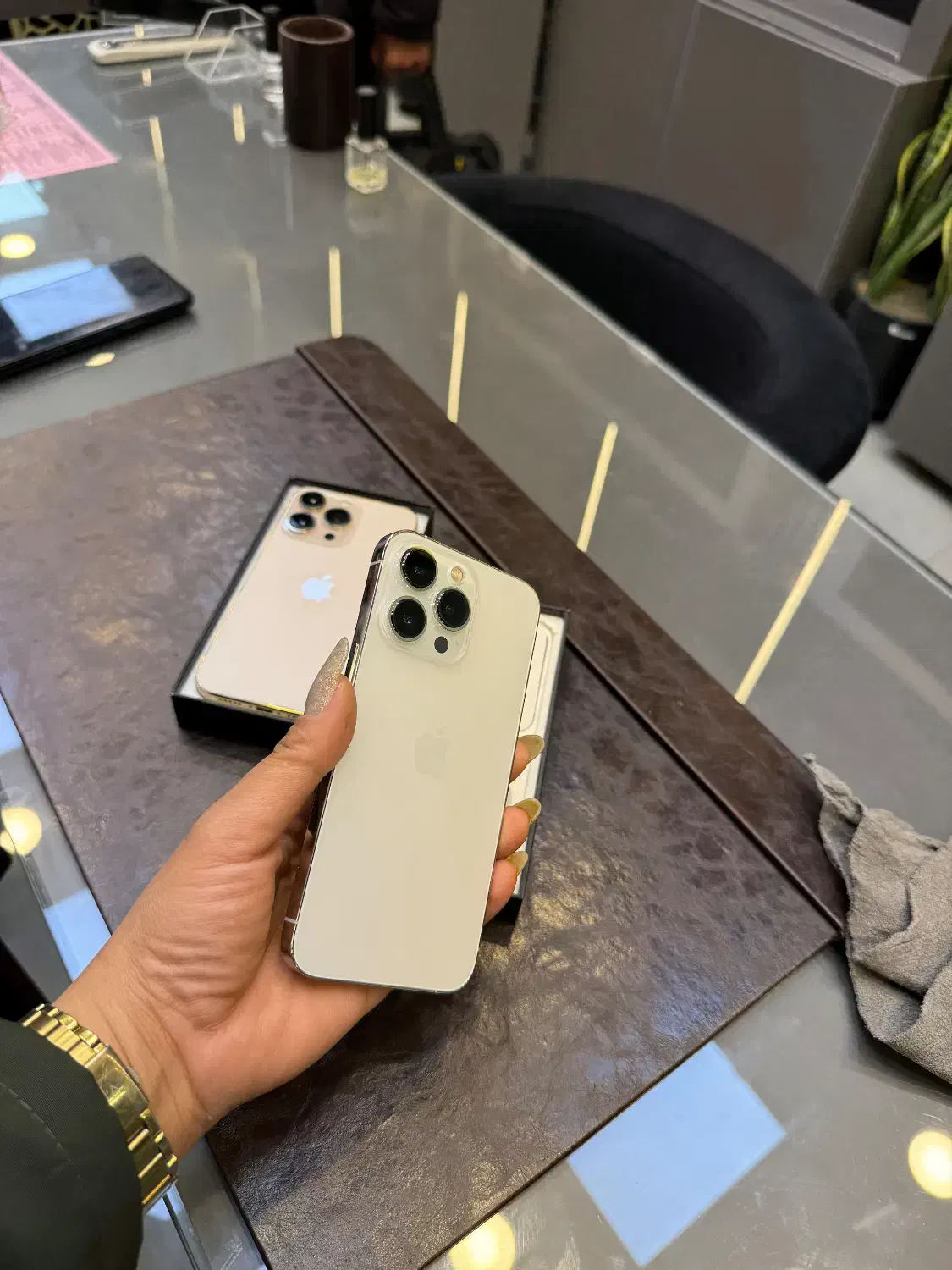 خریدارگوشی شماوفروش ایفون اقساطی با چک و ضمانت طلا|موبایل|مشهد, بهشت|دیوار