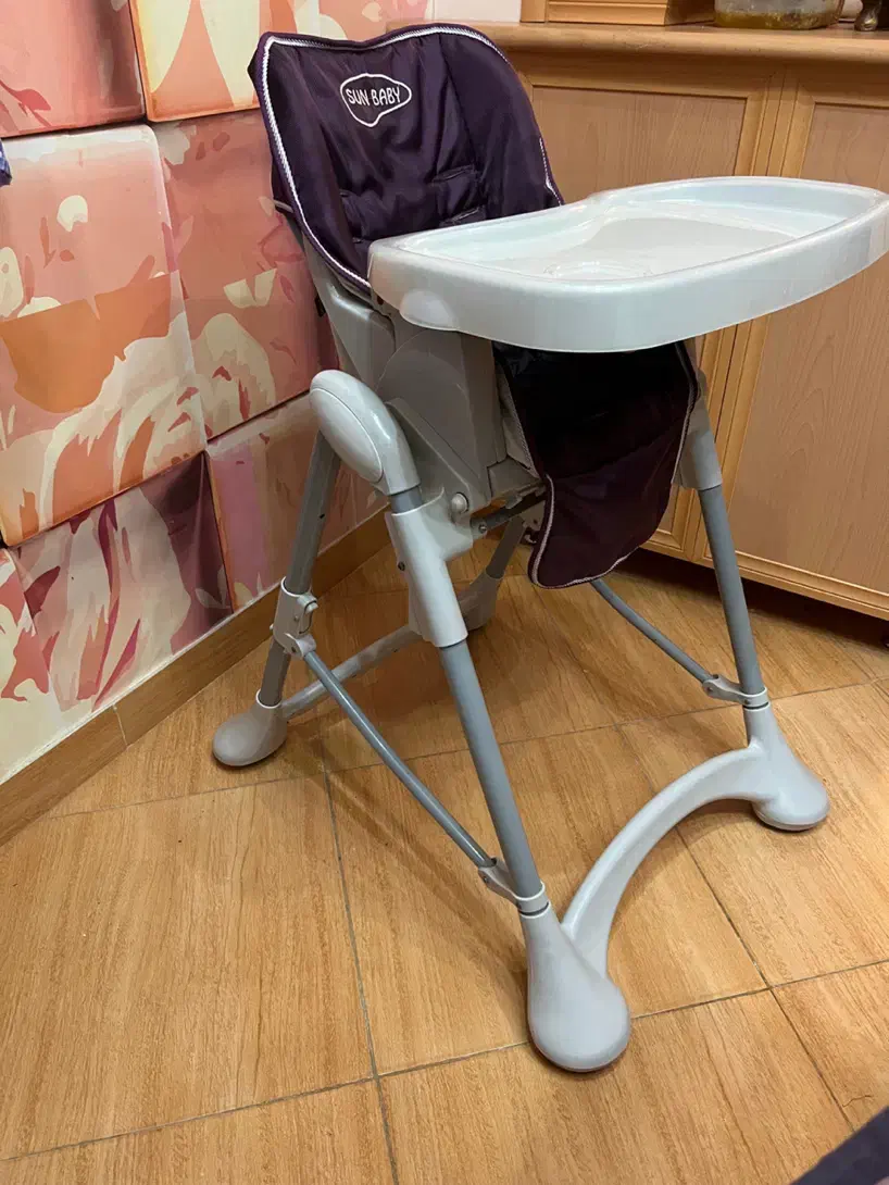 صندلی غذای کودک|تخت و صندلی بچه|صومعهسرا, |دیوار