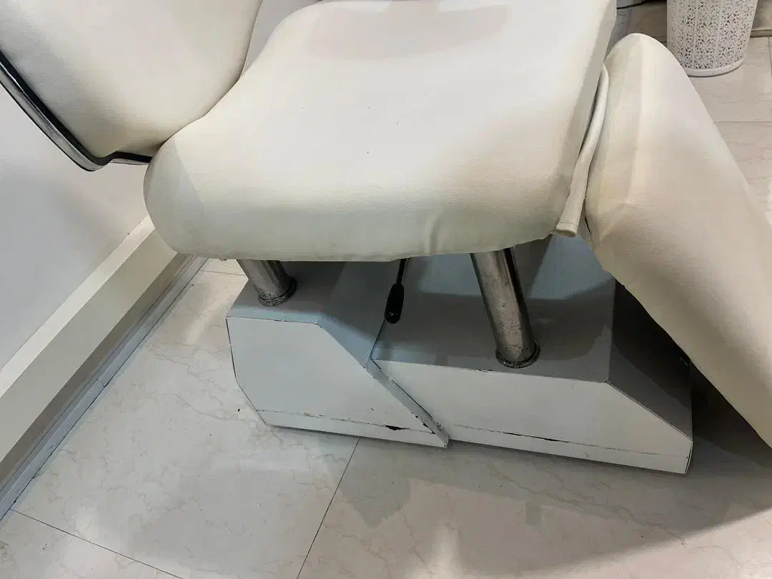 صندلی آرایشگاه|آرایشگاه و سالن‌های زیبایی|بندر انزلی, سپه|دیوار