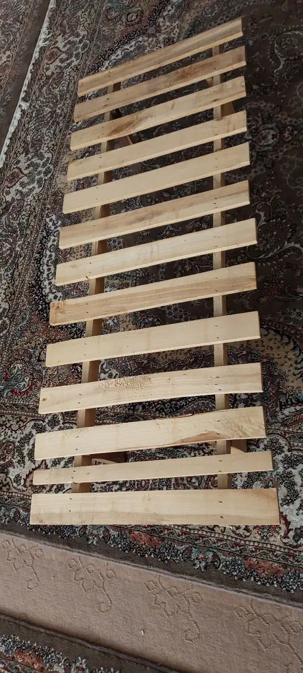 کفی|تخت و سرویس خواب|مشهد, سیس‌آباد|دیوار