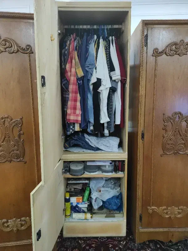 کمد دیواری بسیار مرتب و تمیز|جاکفشی، کمد، دراور|تهران, امام زاده عبدالله|دیوار