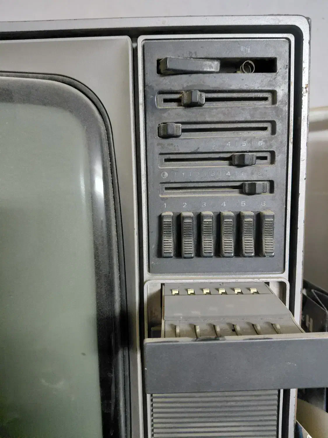 تلوزیون کلکسیونی|تلویزیون و پروژکتور|قم, ارم|دیوار