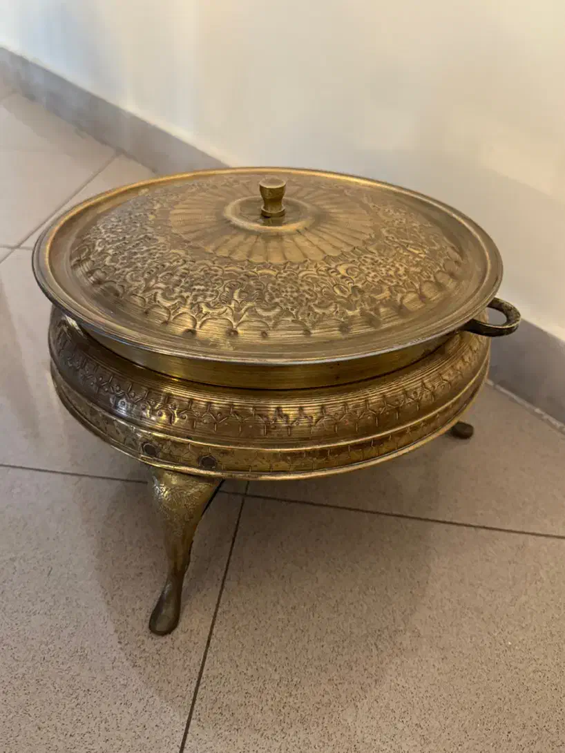 ظرف قدیمی برنجی آنتیک|کلکسیون اشیاء عتیقه|تهران, شهرک امید|دیوار