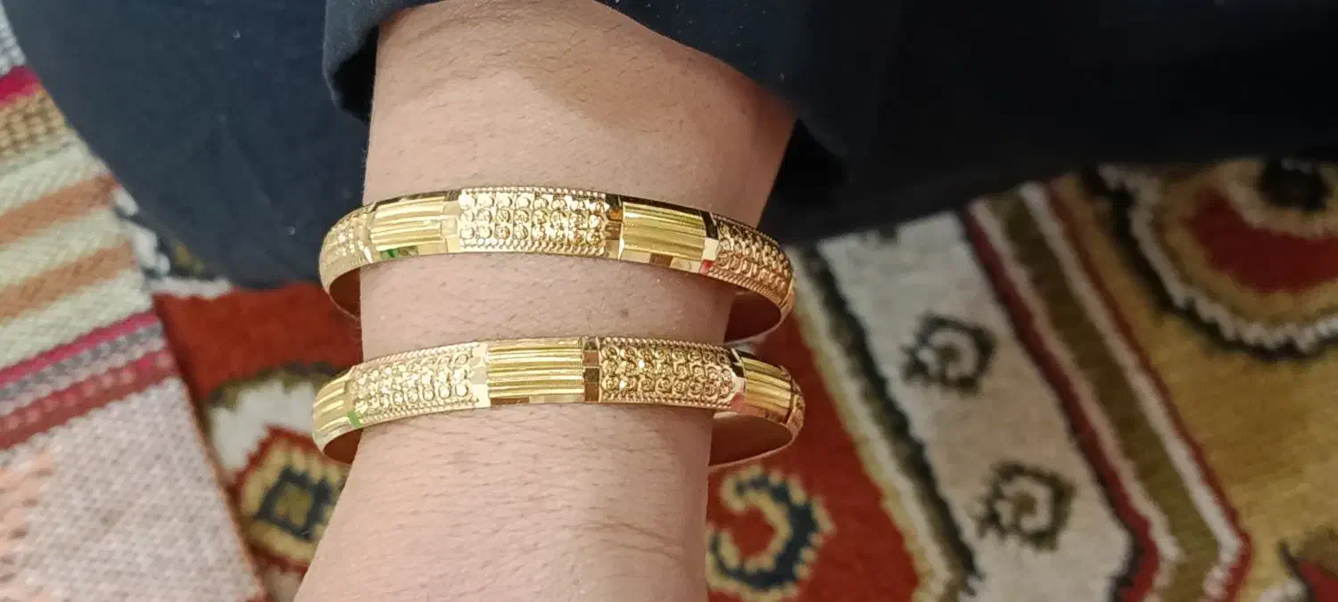 طلای در حد نو صد تومن بالای تابلو|جواهرات|زاگرس, |دیوار