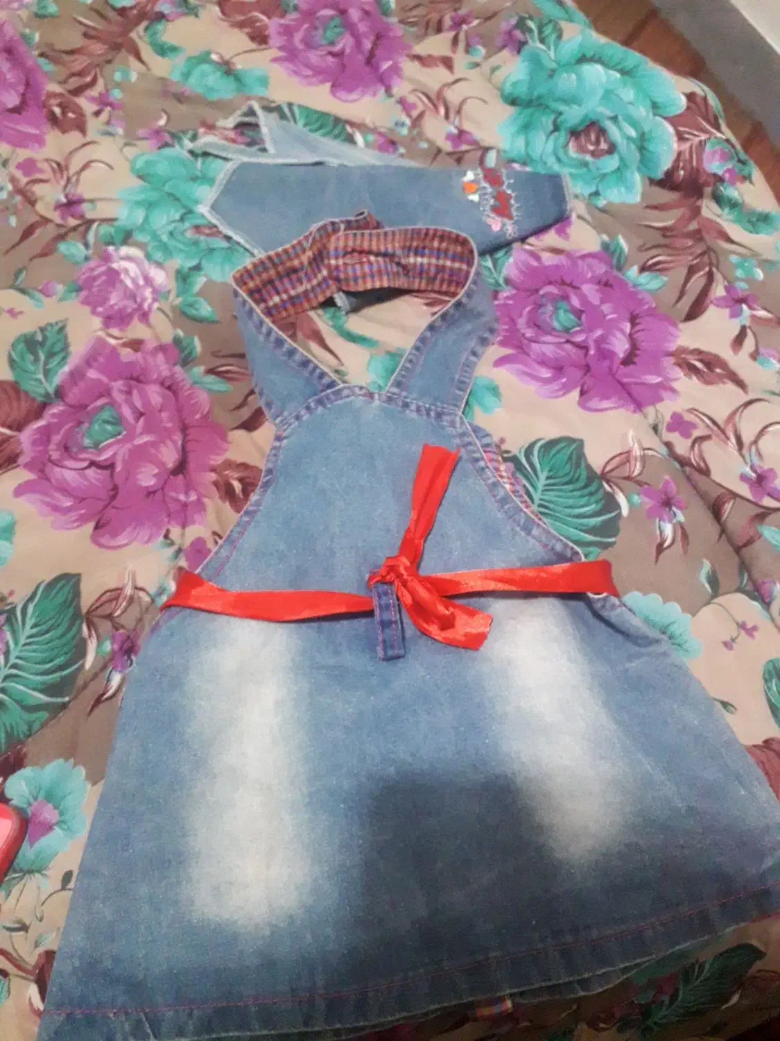 پیراهن لی با روسری و کلاه تا دوسال نونو۲۵۰|لباس|رشت, ولکس|دیوار