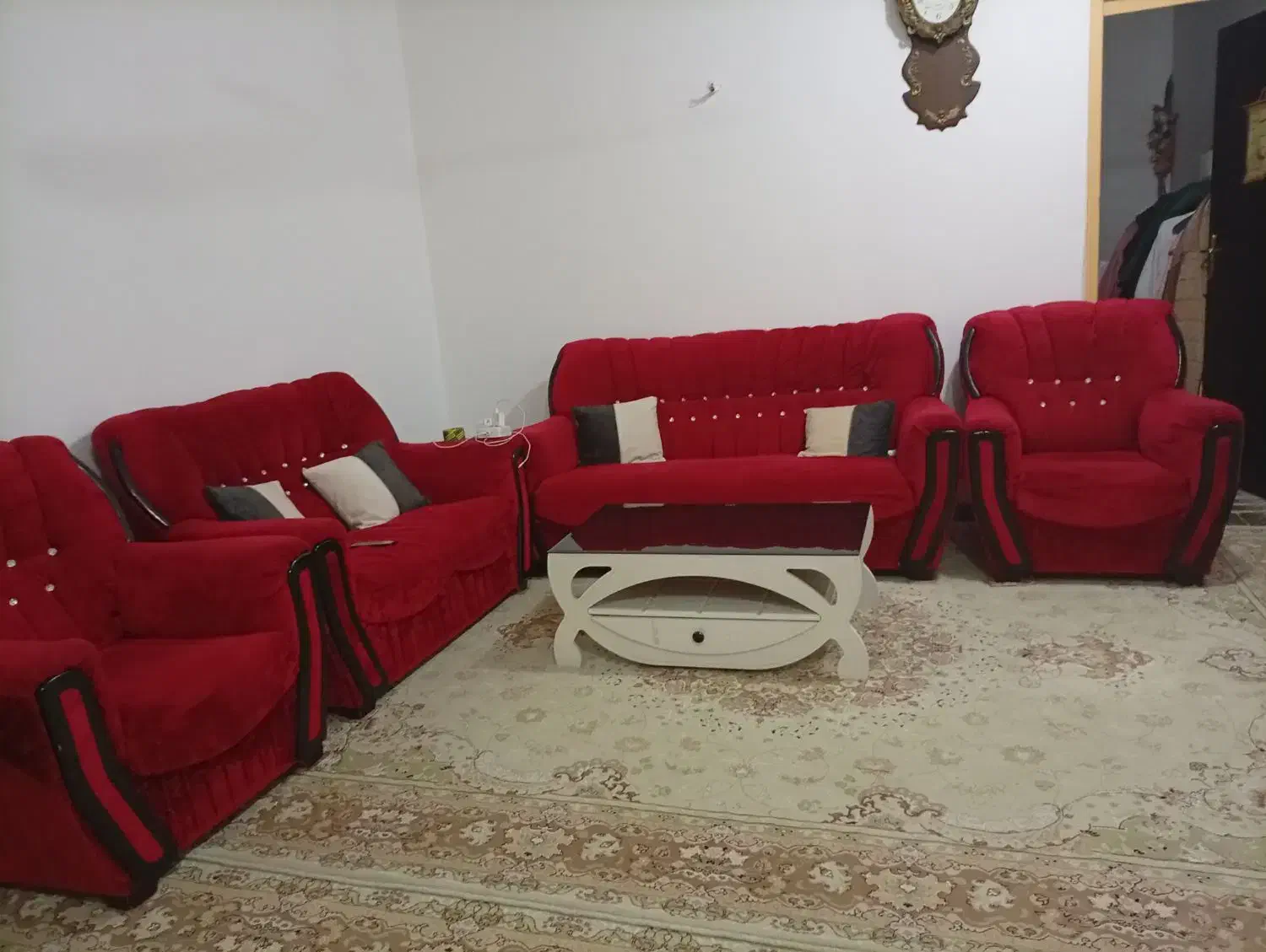 مبلمان بسیار شیک و زیبا|مبلمان خانگی و میز عسلی|آبدانان, |دیوار