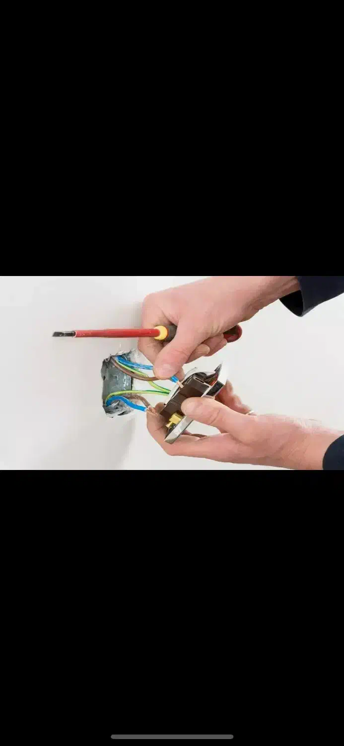 برقکار و سرویس کار آسانسور|خدمات پیشه و مهارت|کرمانشاه, |دیوار