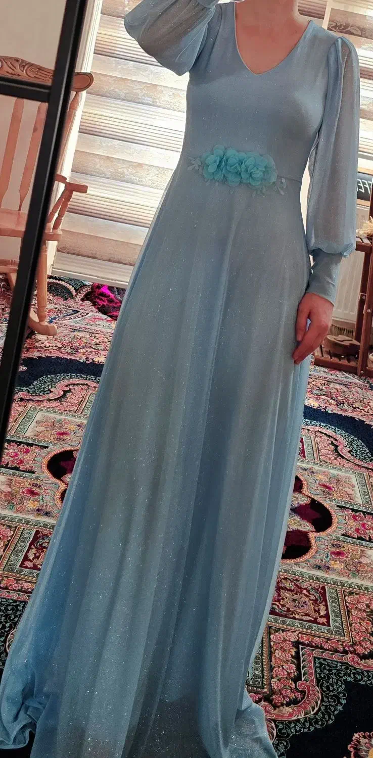 لباس مجلسی آبی|فعالیت داوطلبانه تحقیقاتی|قم, پردیسان|دیوار