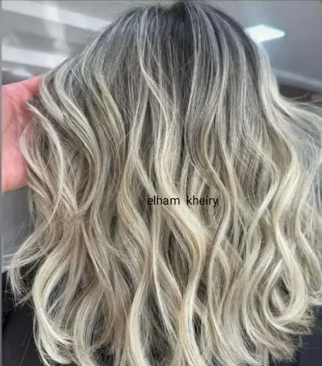 رنگ ولایت تخصصی فویلی 50تومن مش کلاهی از 700|خدمات آرایشگری و زیبایی|اصفهان, مولوی|دیوار