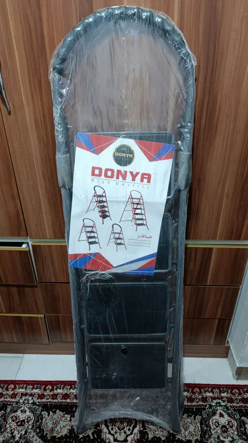 نردبان فلزی ۴ پله|ابزارآلات|پاکدشت, شهرک امام رضا|دیوار