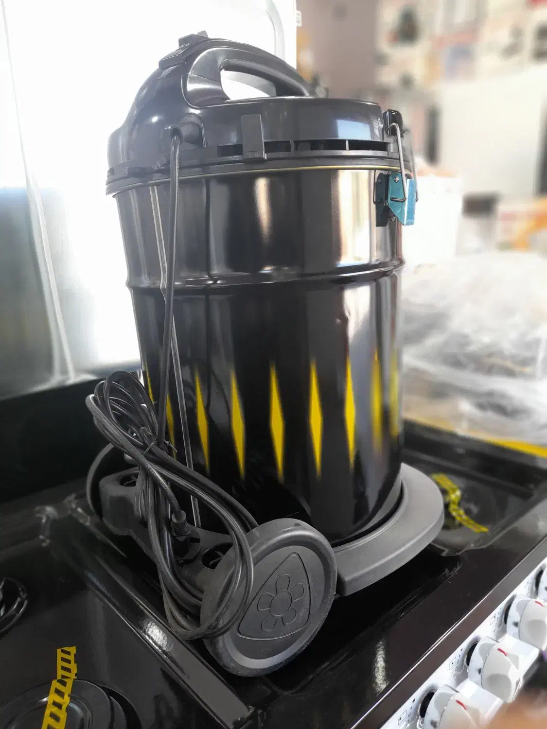 جاروبرقی آک اگ قیمت دوسال قبل|جاروبرقی، جارو شارژی، بخارشو|گلزار, |دیوار