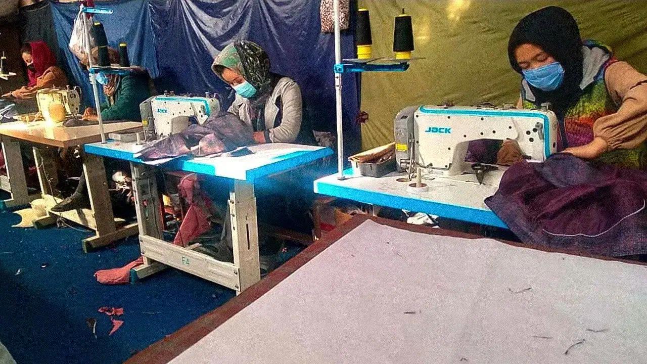 چرخکار خانم و وسطکار خانم|استخدام صنعتی، فنی، مهندسی|تهران, بهارستان|دیوار