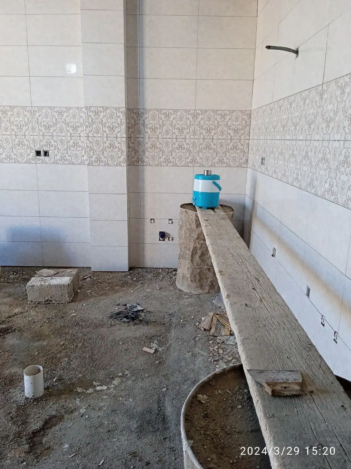 نصب کاشی وسرامیک|خدمات پیشه و مهارت|بندر امام خمینی, |دیوار