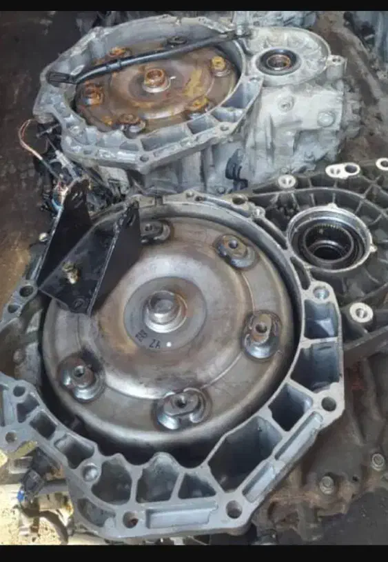 گیربکس اتومات و موتور کومپرسور آزرا|قطعات یدکی و لوازم جانبی|شاهینشهر, گزبرخوار|دیوار