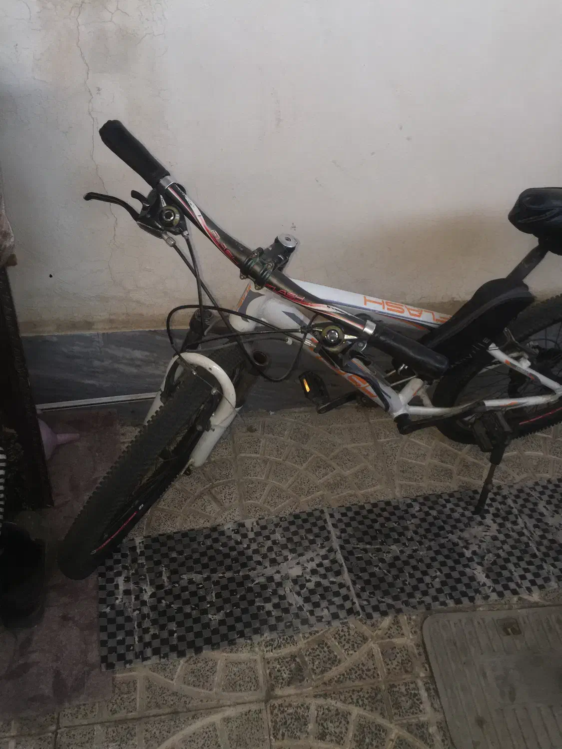 دوچرخه فلش سایز۲۴|دوچرخه، اسکیت، اسکوتر|مشگین شهر, |دیوار