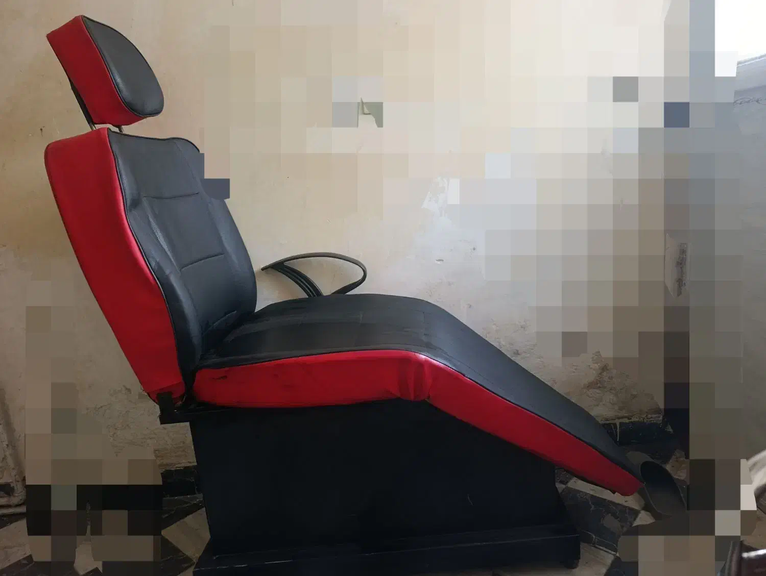 دوعدد صندلی ارایشگاه طرح برقی|آرایشگاه و سالن‌های زیبایی|کرمانشاه, |دیوار