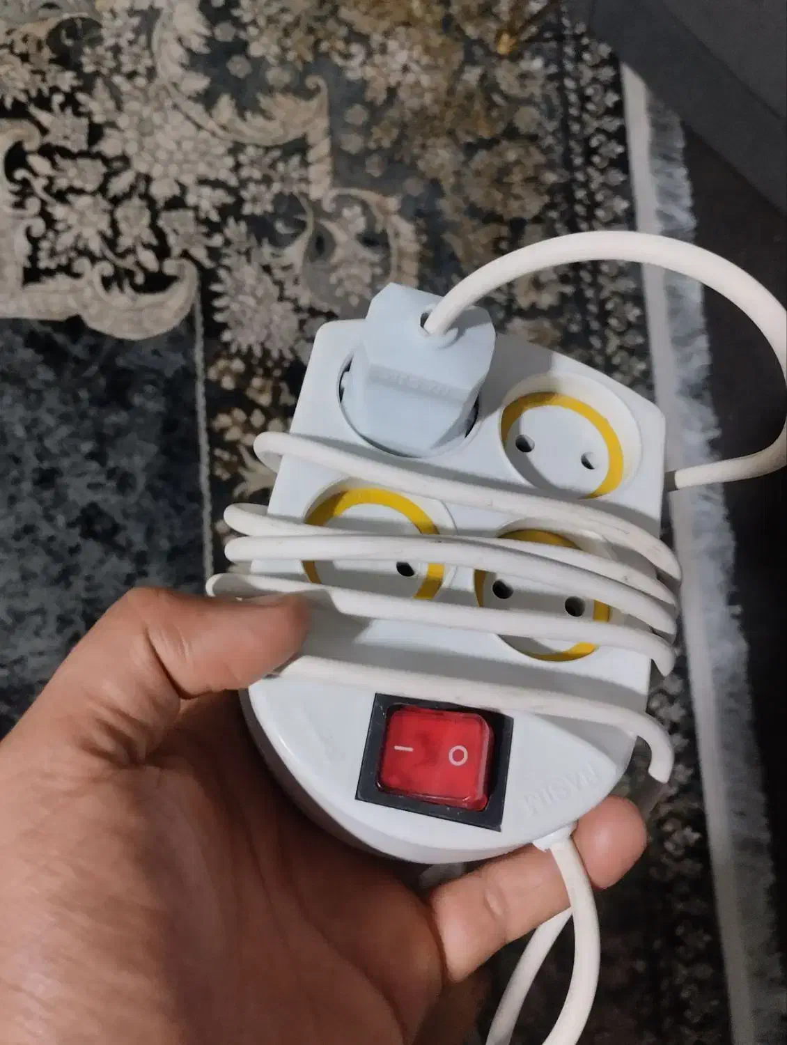 4 عدد محافظ|سایر لوازم برقی|سبزوار, باهنر|دیوار