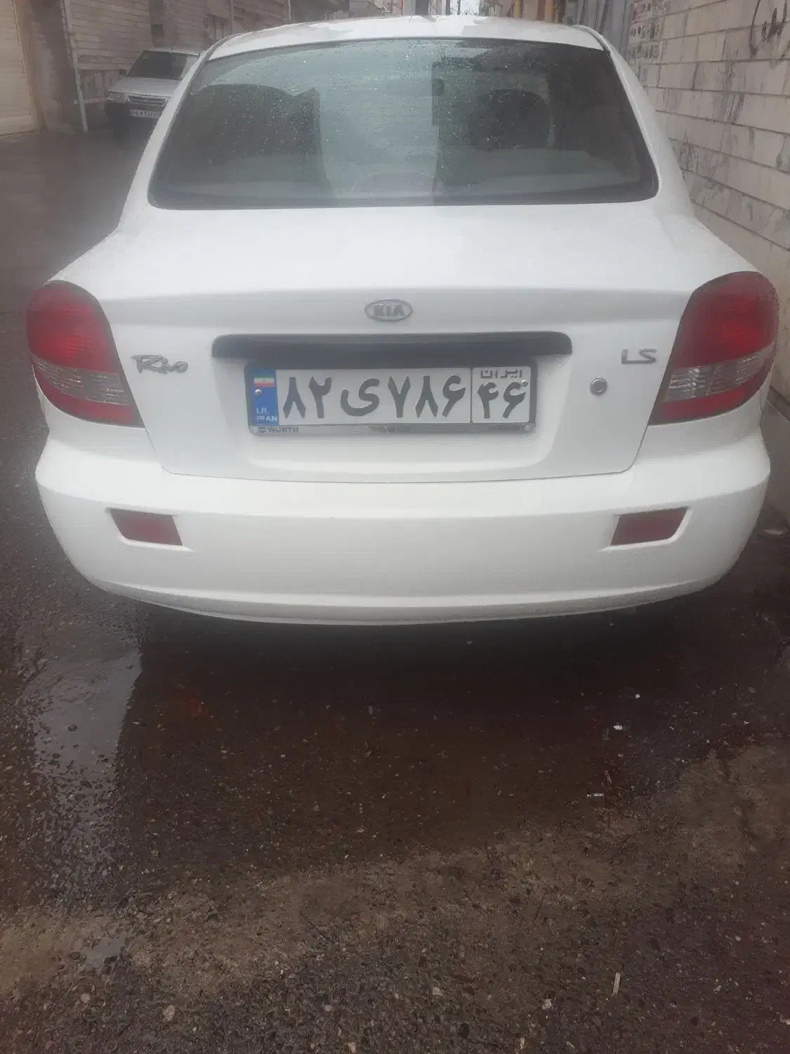 ریو سفید مدل۸۸|خودرو سواری و وانت|رشت, استقامت ۱|دیوار