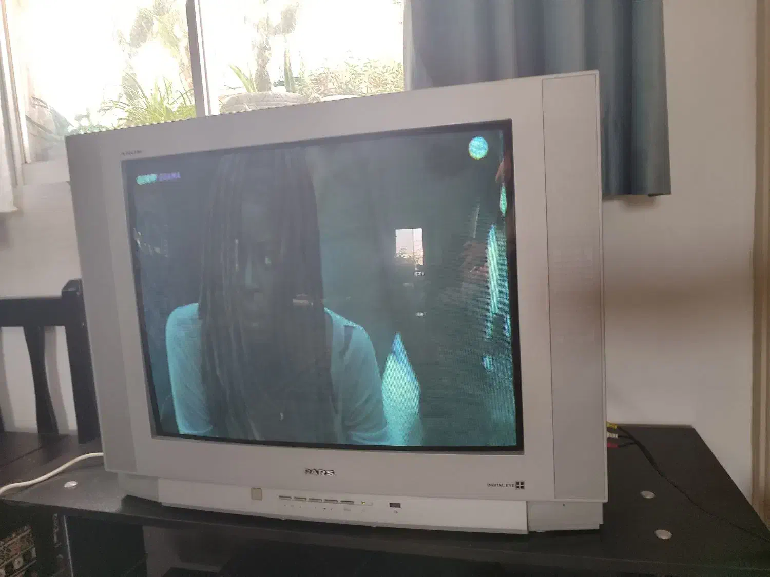 تلویزیون 29اینچ|تلویزیون و پروژکتور|یزد, |دیوار