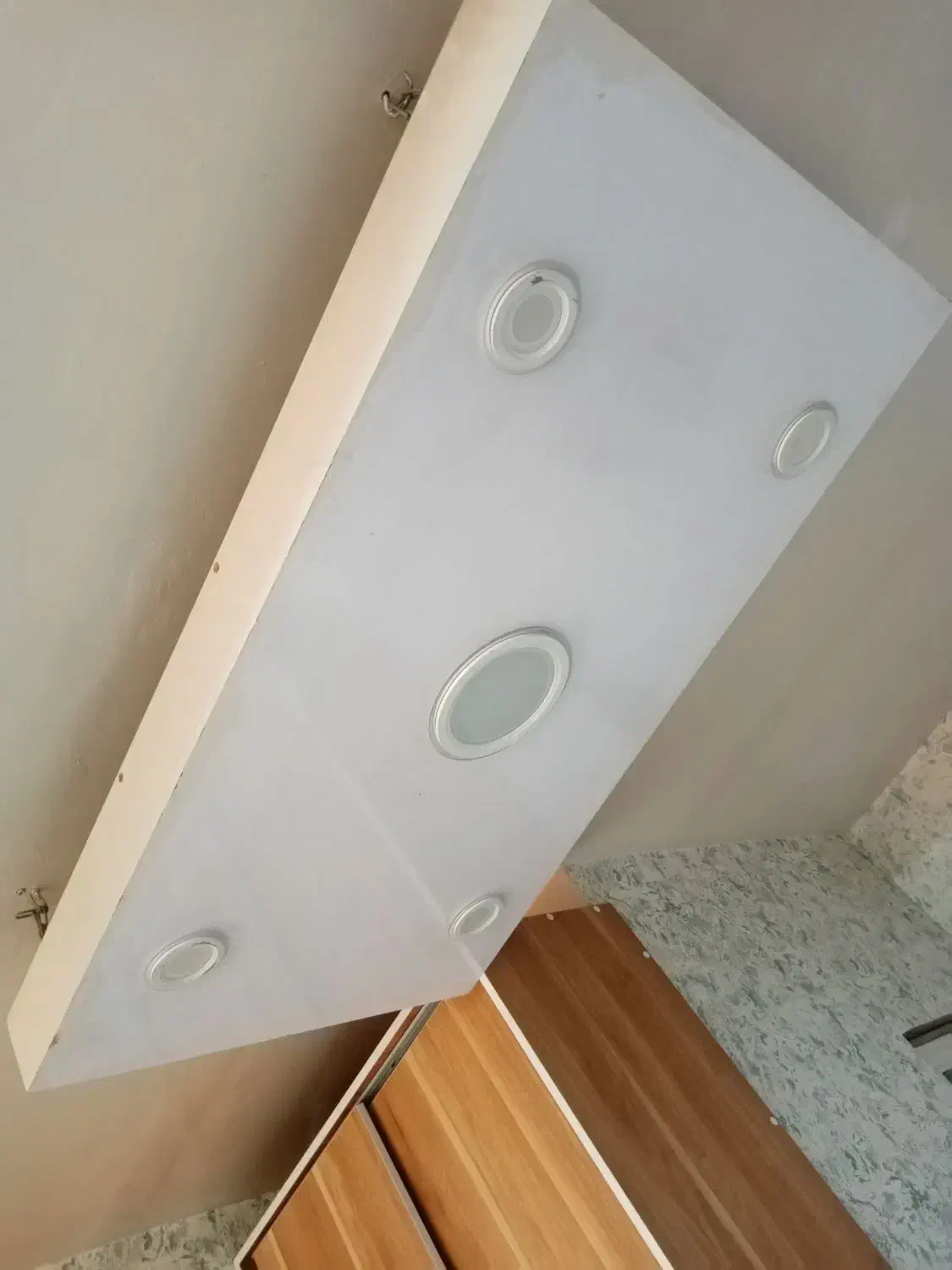 باکس سقفی|لوستر و چراغ آویز|تهران, تهرانپارس شرقی|دیوار