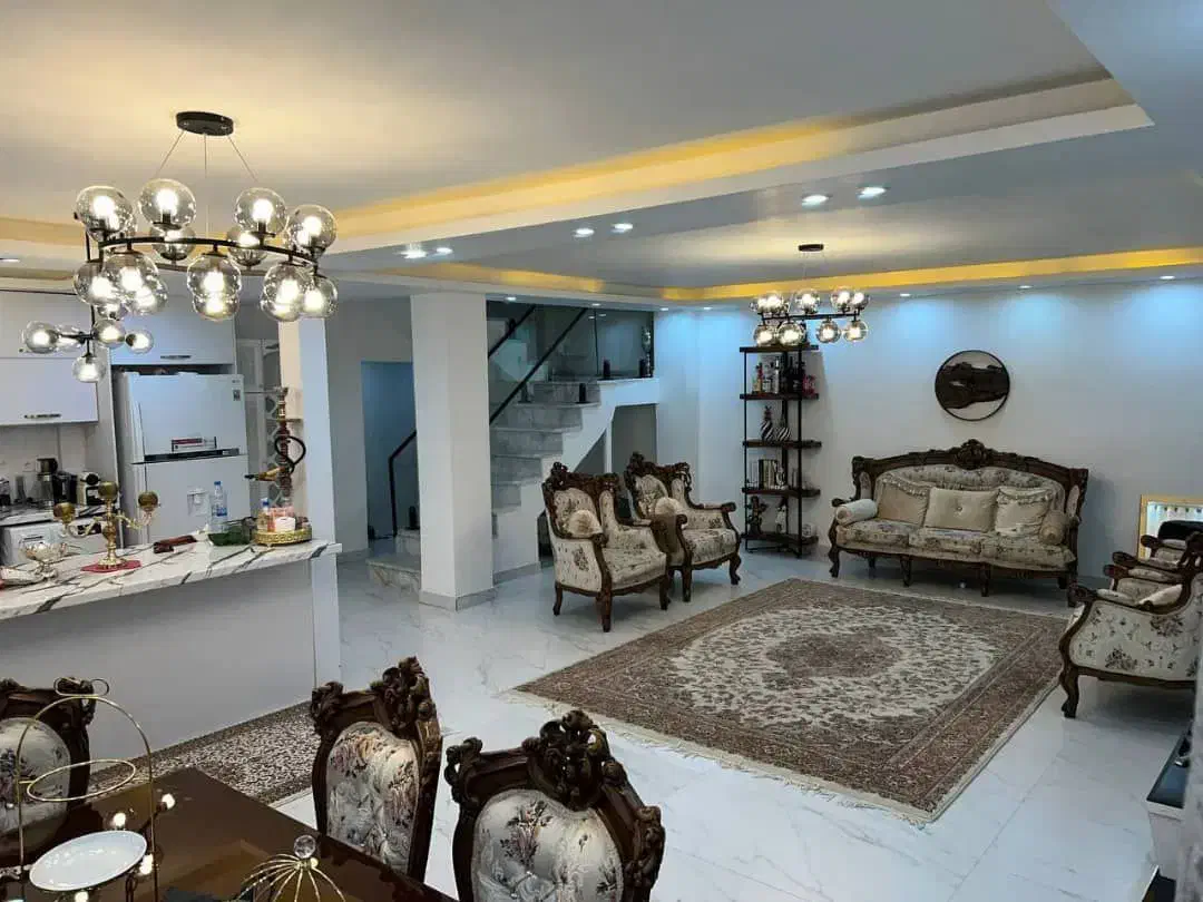 ۳۰۰‌متری مبله کامل مالک با ماشین عوض میکنه سند دار|فروش خانه و ویلا|رویان, |دیوار